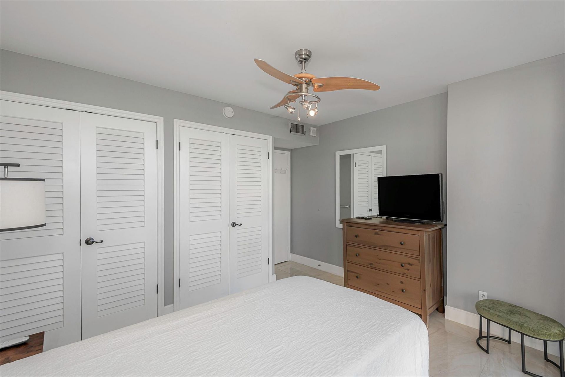 2017 S Ocean Drive, Unit 307, Hallandale Beach, FL 33009 Photo