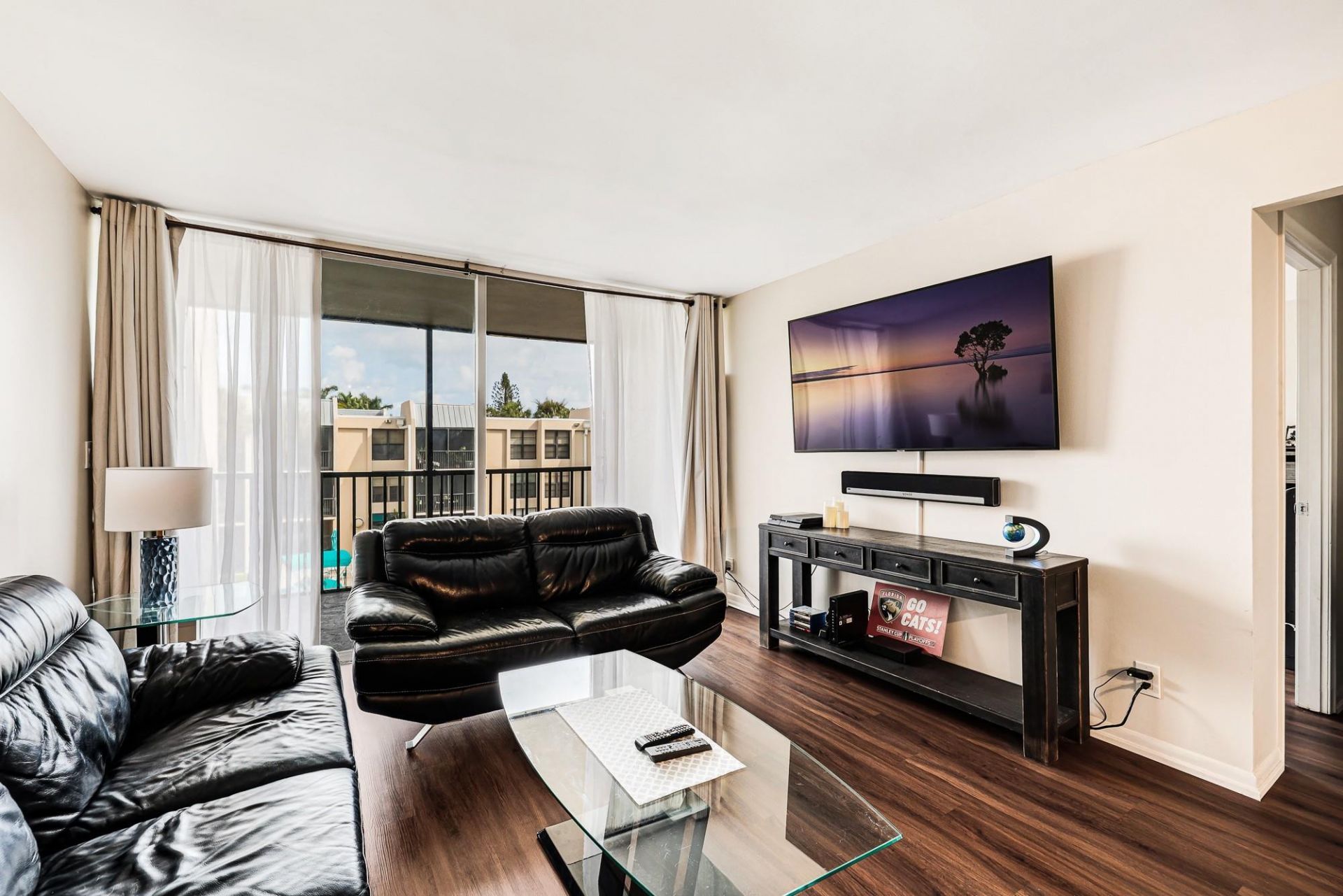 6 Royal Palm Way, Unit 303, Boca Raton, FL 33432 Photo