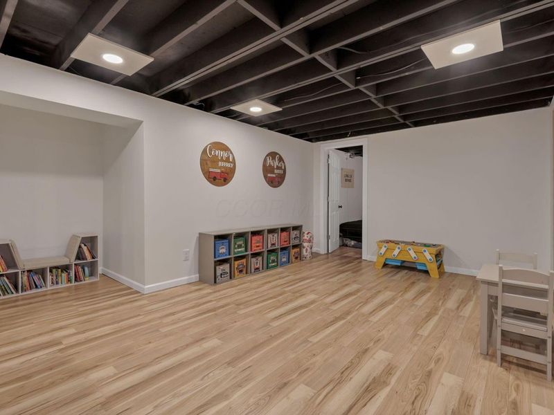 96 Thornhill Drive, Thornville, OH 43076 Photo 14