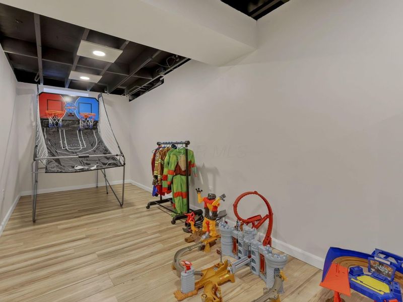 96 Thornhill Drive, Thornville, OH 43076 Photo 17