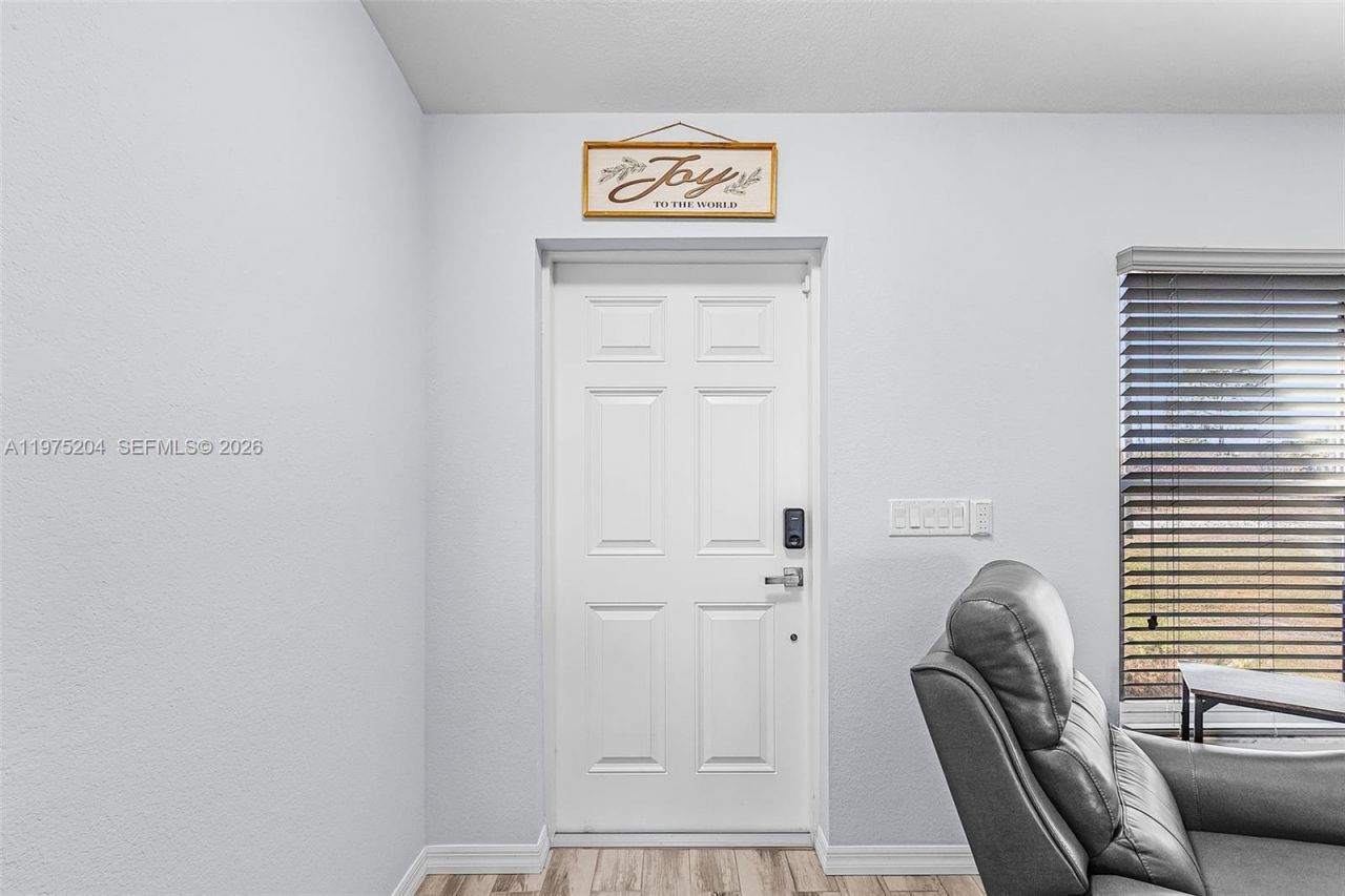 9032 Meadow Circle, La Belle, FL 33935 Photo