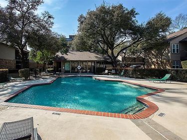 5300 Keller Springs Road, Unit 1090, Dallas, TX 75248