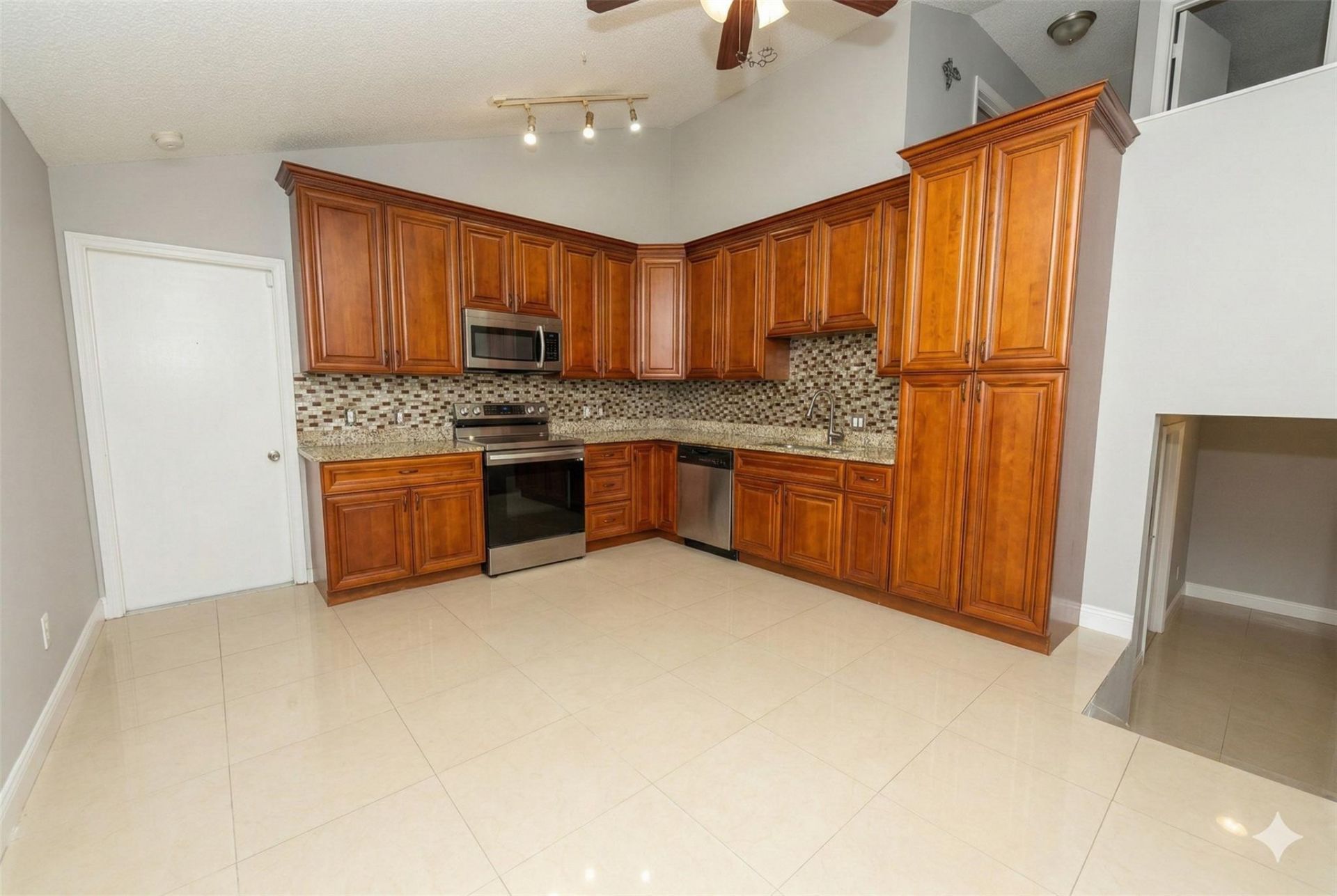 4404 NW 75th Terr, Coral Springs, FL 33065 Photo