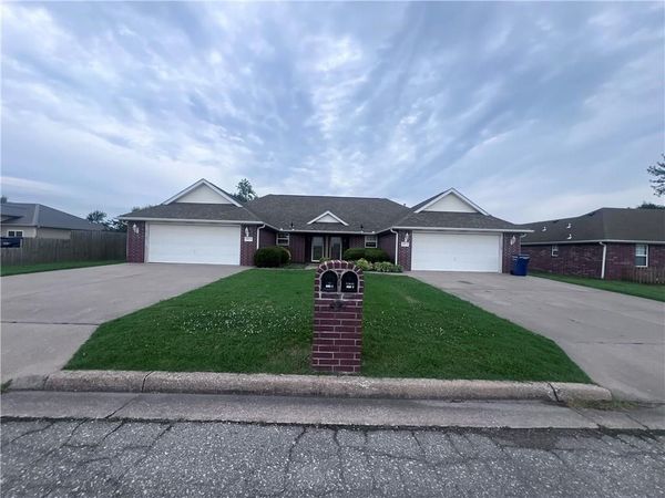 2060 A Ravenwood Place , Unit A, Siloam Springs, AR 72761