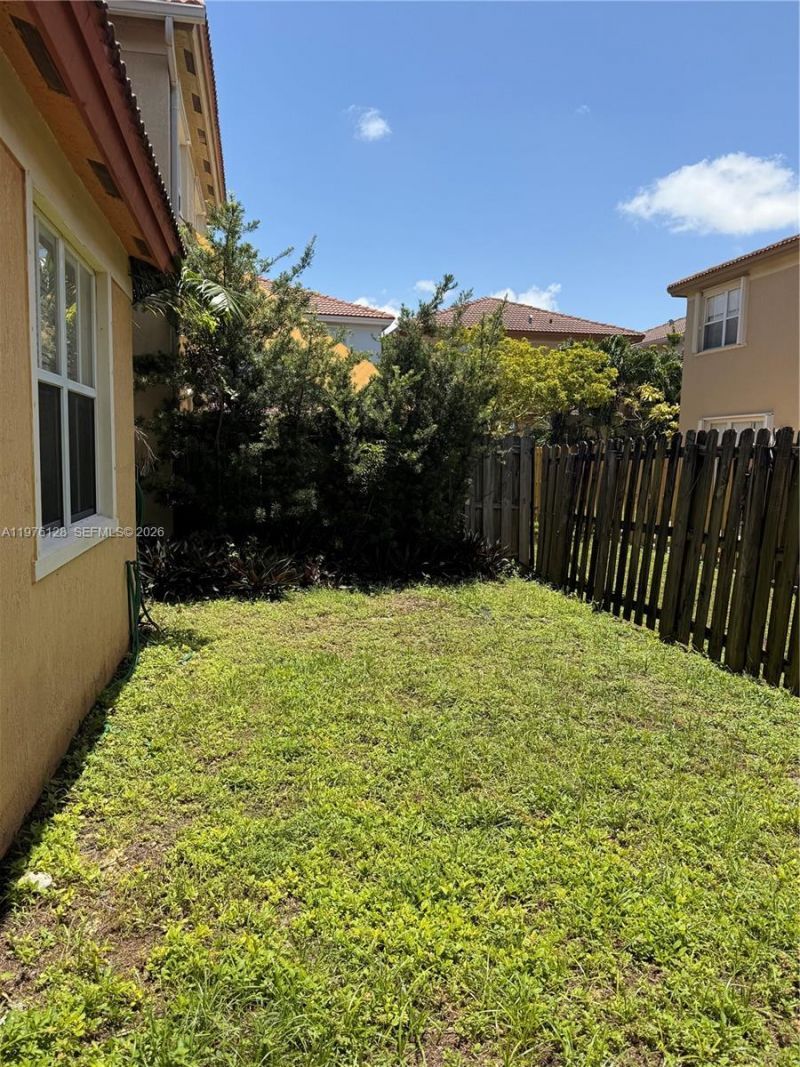 11010 NW 87th St , Doral, FL 33178 Photo