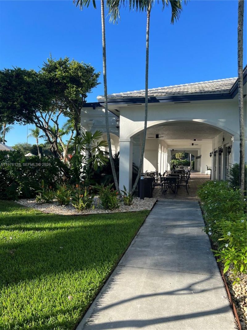 11010 NW 87th St , Doral, FL 33178 Photo