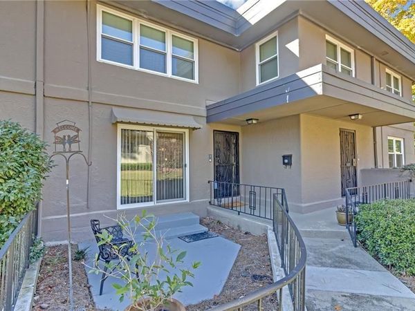 276 LAKEMOORE Drive NE, Unit E, Atlanta, GA 30342