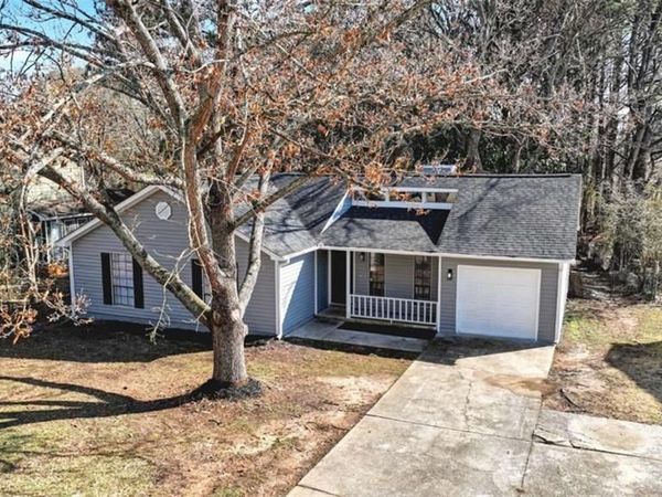 17 Rivercrest Drive, Riverdale, GA 30274
