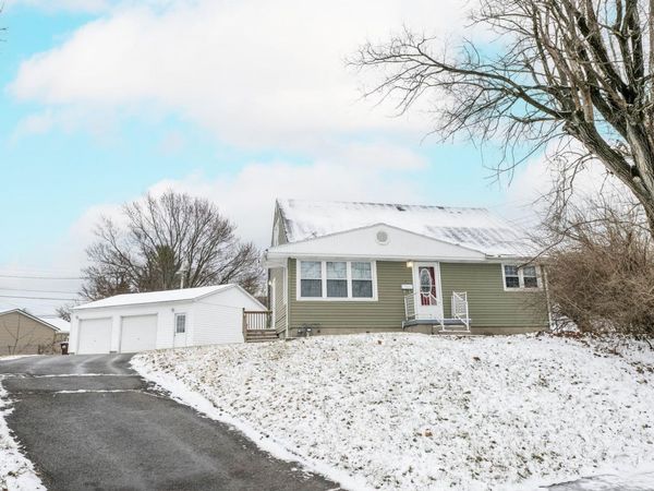 1222 Oakhill Avenue, Fairborn, OH 45324