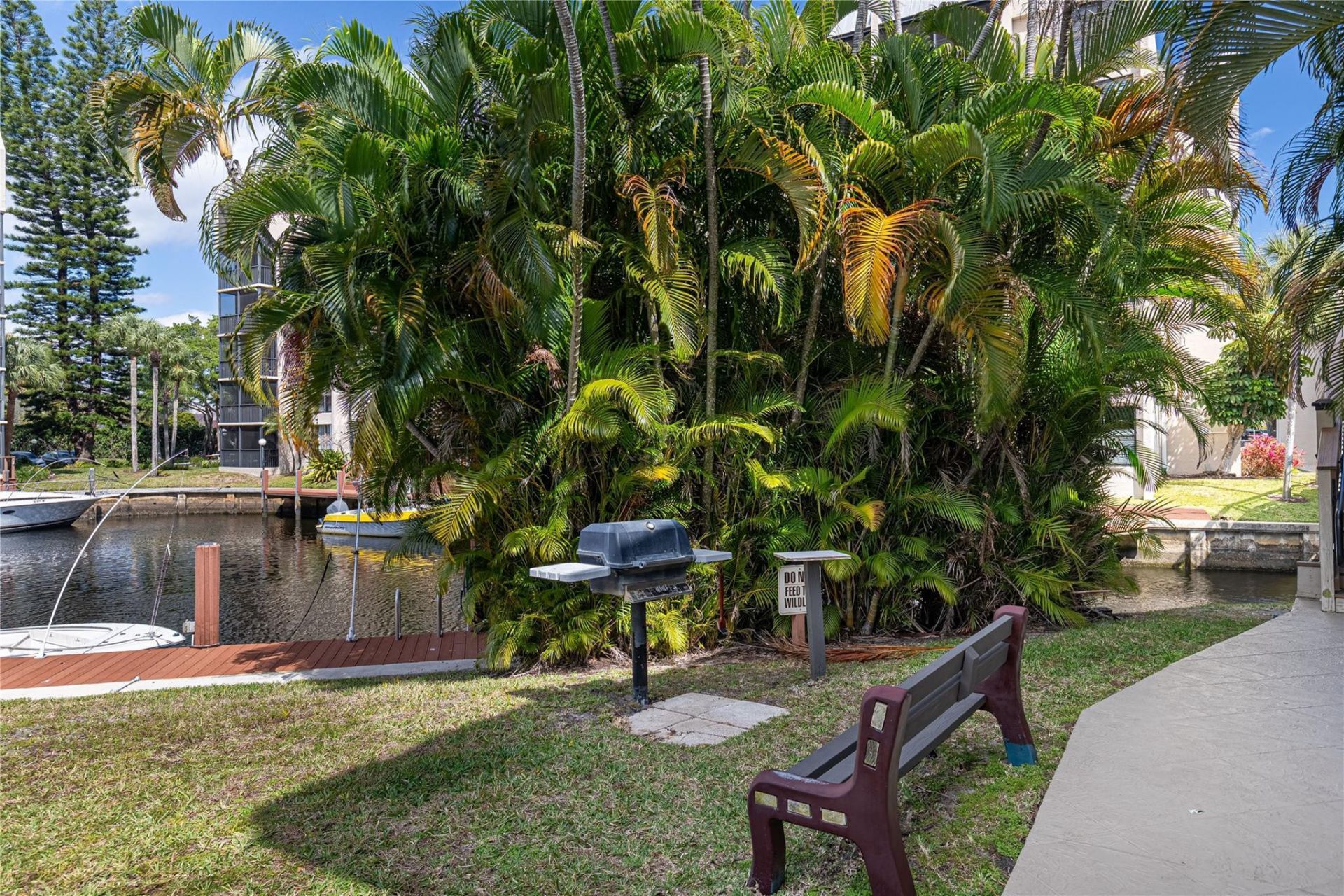 6 Royal Palm Way, Unit 211, Boca Raton, FL 33432 Photo