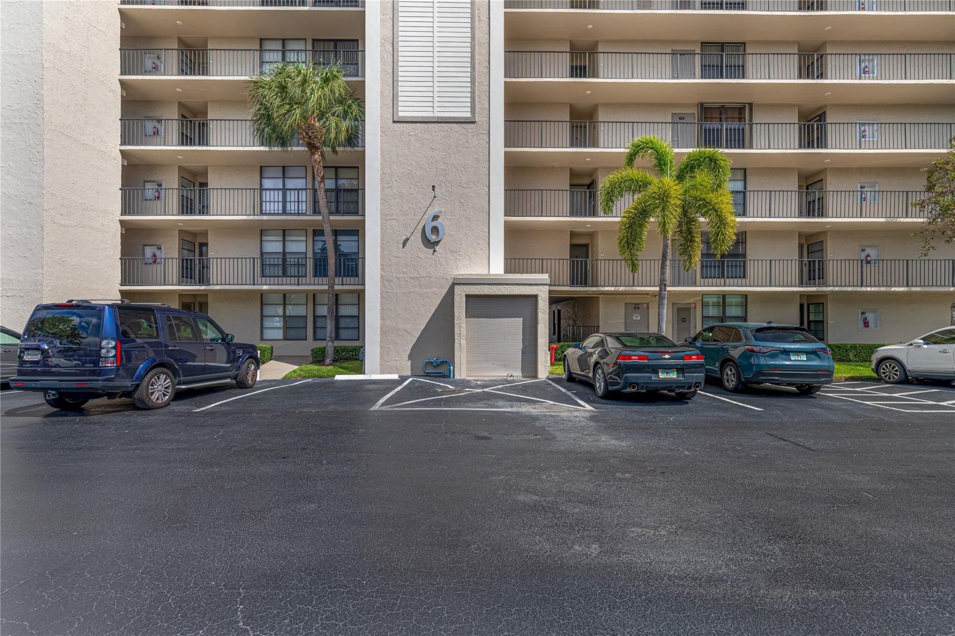 6 Royal Palm Way, Unit 211, Boca Raton, FL 33432 Photo