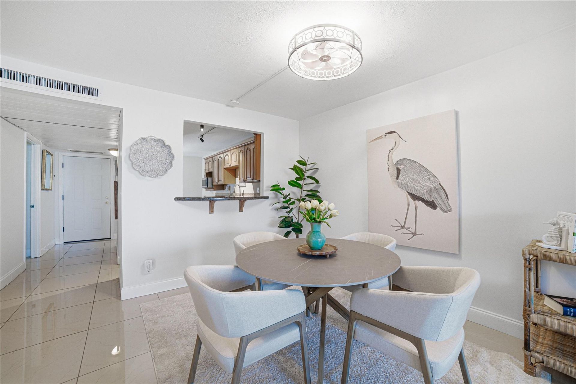 6 Royal Palm Way, Unit 211, Boca Raton, FL 33432 Photo