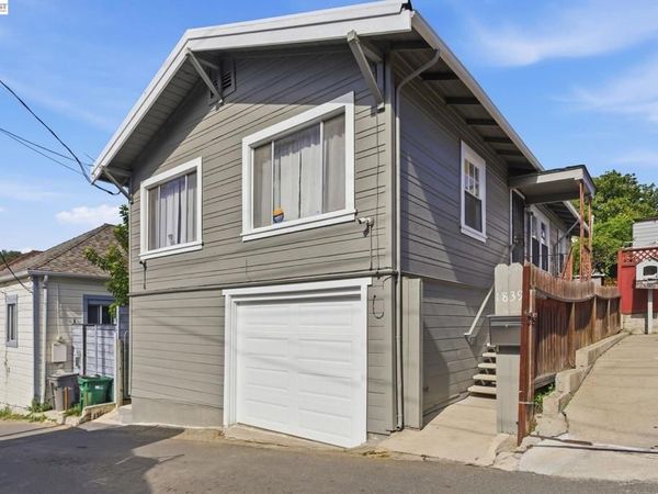 1839 1839 Commerce Way, Oakland, CA 94606