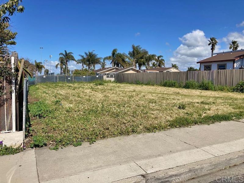 1432 Buena Street , Oceanside, CA 92058 Main Photo