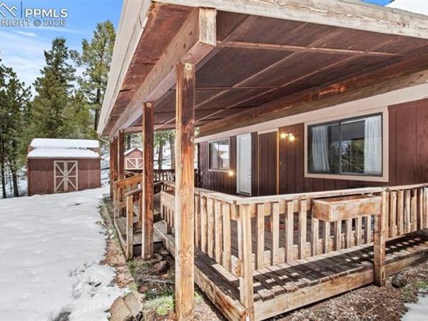 551 Cottonwood Lake Drive, Divide, CO 80814