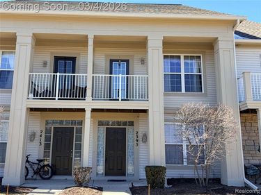 2395 Knollwood Drive, CANTON, MI 48188