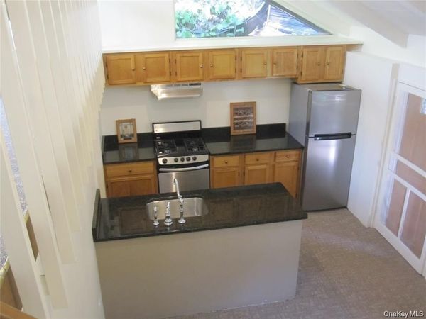 909 Route 9W S, Nyack, NY 10960