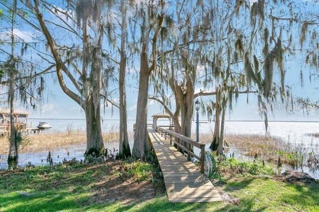 33910 Linda Lane, Leesburg, FL 34788 Photo