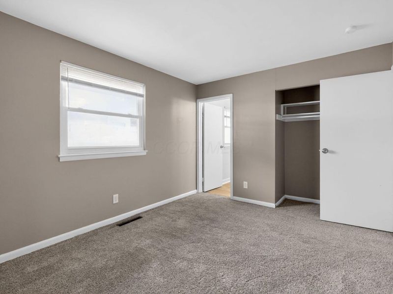 212 E Alcott Road, Columbus, OH 43207 Photo 16