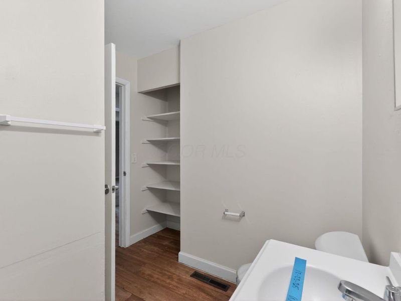 212 E Alcott Road, Columbus, OH 43207 Photo 20