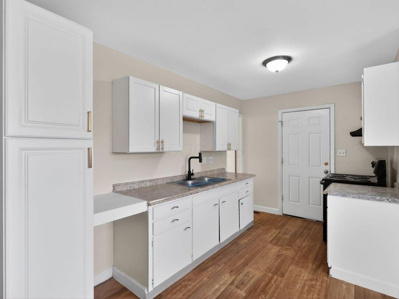 212 E Alcott Road, Columbus, OH 43207 Photo 8