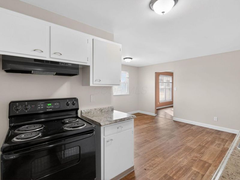 212 E Alcott Road, Columbus, OH 43207 Photo 9