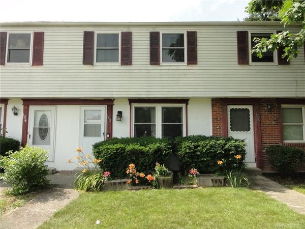 102 Concord Farm Road, Englewood, OH 45322