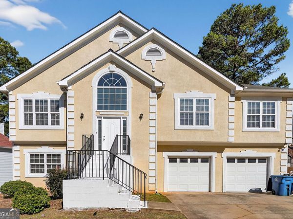 2350 Lake Royale Drive, Riverdale, GA 30296