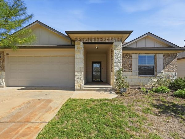 606 Quarton DR, Hutto, TX 78634