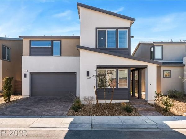 1305 Crimson Sunbird Avenue , North Las Vegas, NV 89084