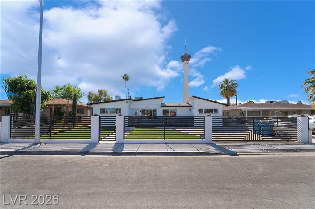 2200 Santa Ynez Drive, Las Vegas, NV 89104 Main Photo