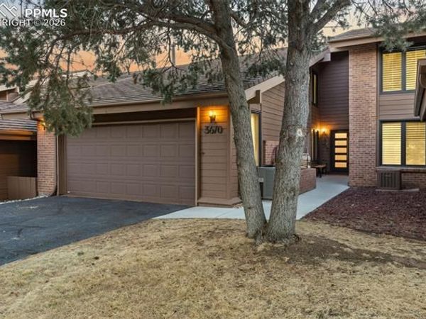 3670 Camels Ridge Lane, Colorado Springs, CO 80904