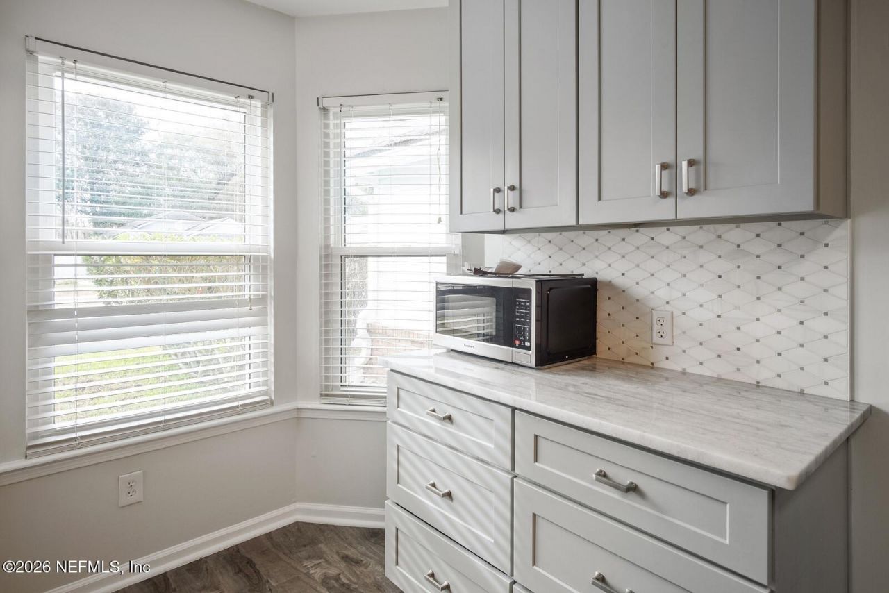 1329 Cove Landing Drive, Jacksonville, FL 32233 Photo