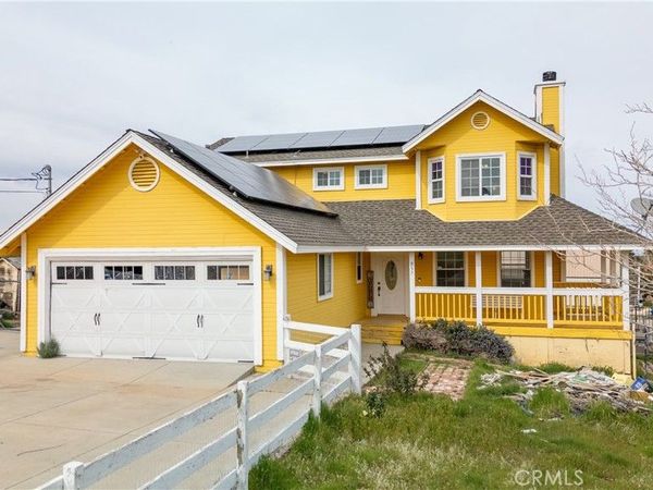 957 Sierra Hills Lane, Palmdale, CA 93550