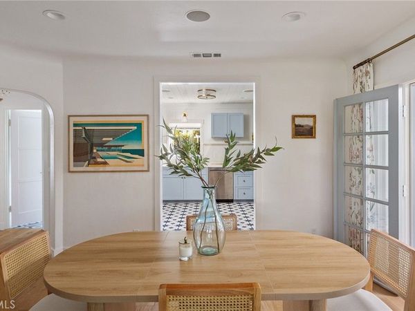 610 Marylind, Claremont, CA 91711