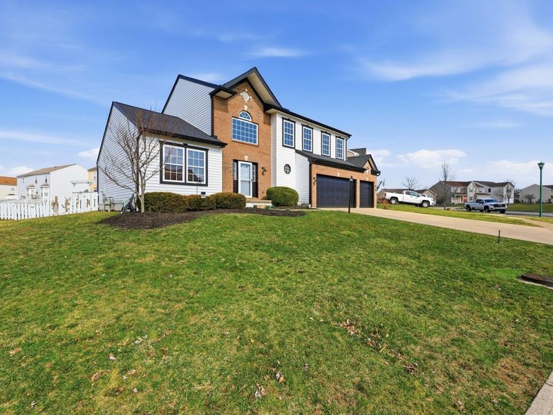 207 Autumn Leaves Way, Johnstown, OH 43031 Photo 4