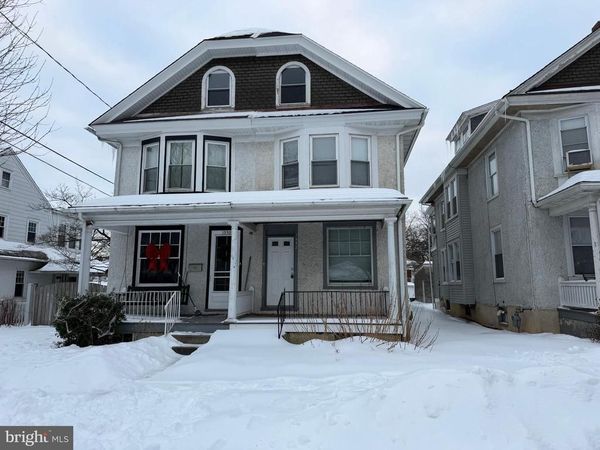 1552 DELAWARE , WYOMISSING, PA 19610