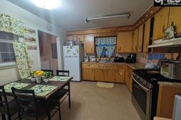 216 Cricket Road  photo 4