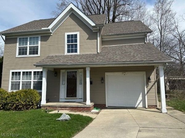 2983 Hampton Road, Cleveland, OH 44120