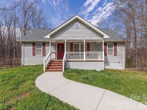 7722 Farmbrook Drive, Waxhaw, NC 28173