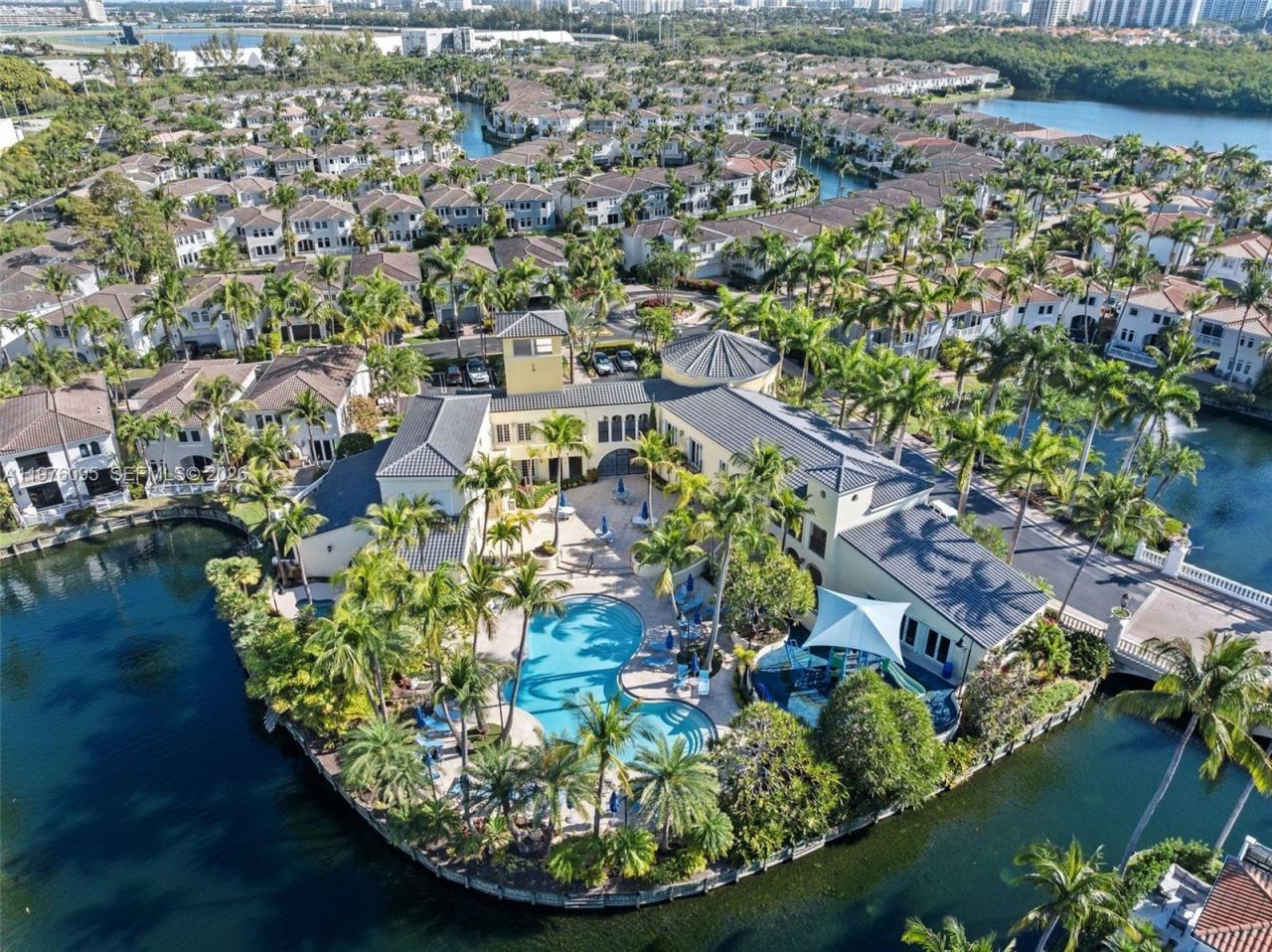 20865 NE 31st Pl , Aventura, FL 33180 Photo