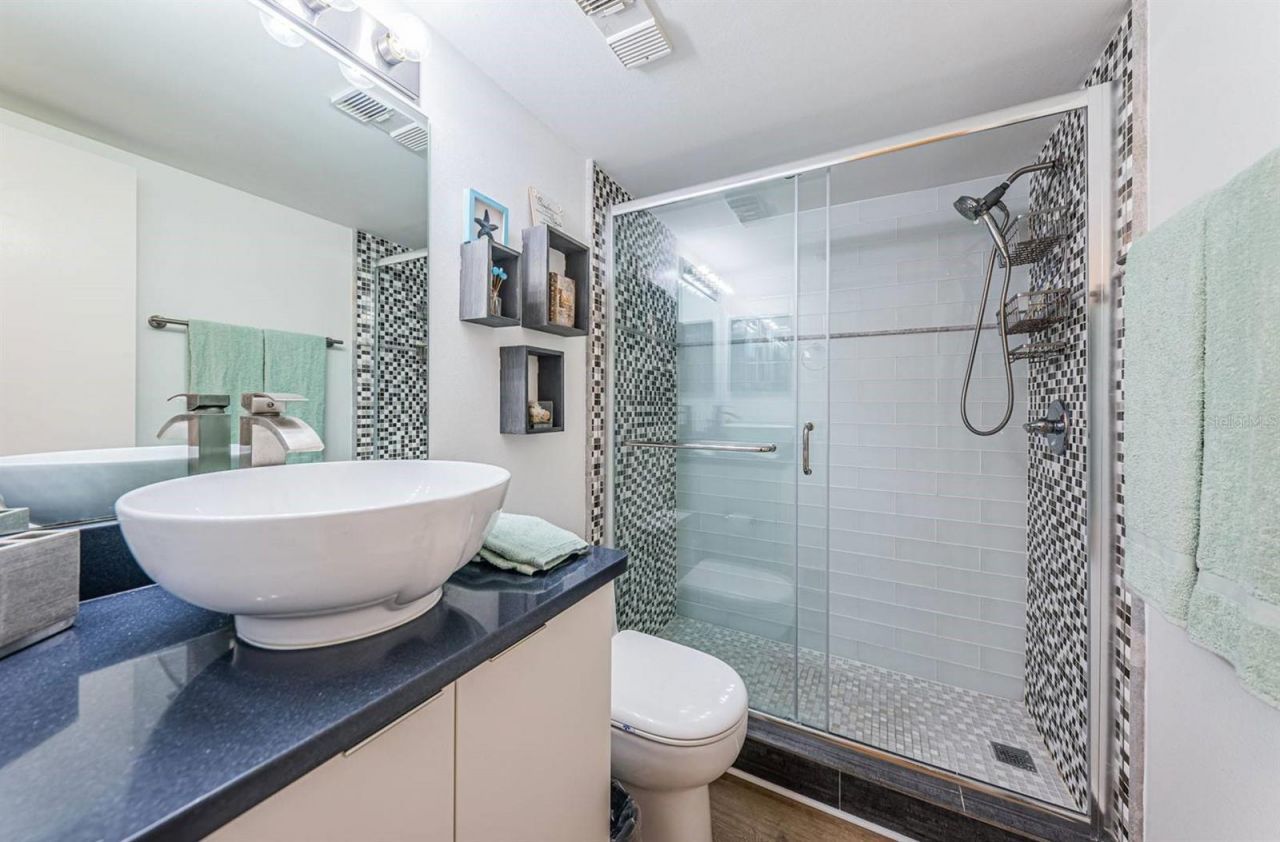 6365 Bahia Del Mar Boulevard , Unit 210, Saint Petersburg, FL 33715 Photo