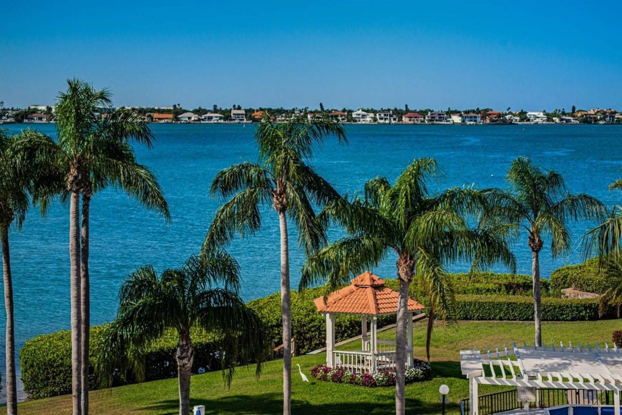 6357 Bahia Del Mar Boulevard , Unit 408, Saint Petersburg, FL 33715 Photo