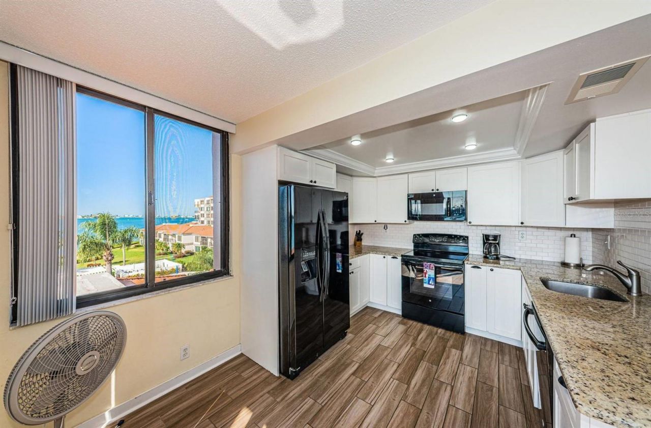 6357 Bahia Del Mar Boulevard , Unit 408, Saint Petersburg, FL 33715 Photo