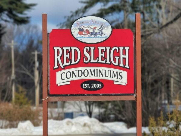 49 Red Sleigh Road Road, Grafton, NH 03223