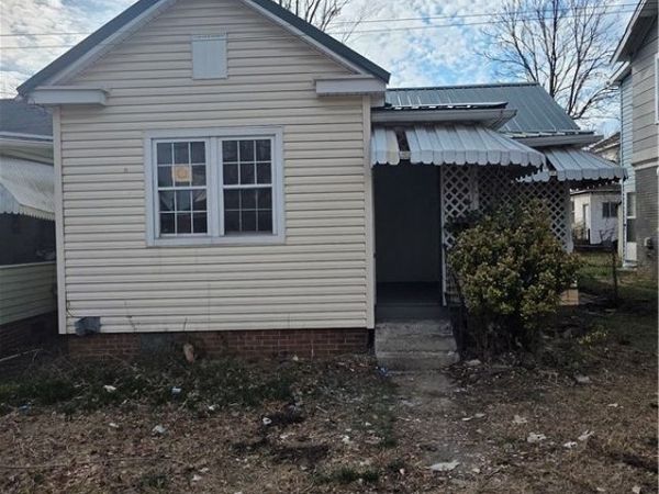 811 13th Street, Huntington, WV 25701