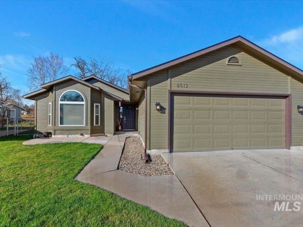 8513 N Willowdale Dr., Garden City, ID 83714