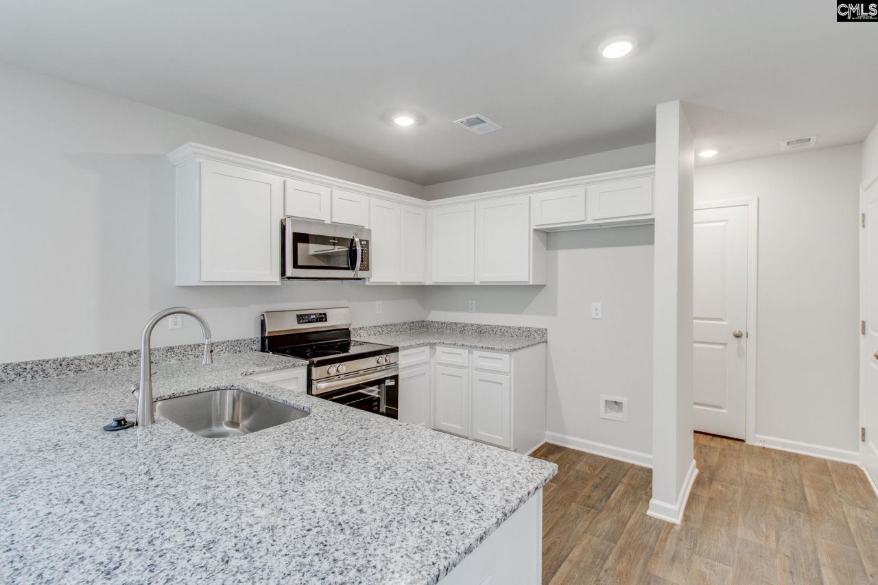 3920 Elmira Street Photo 11