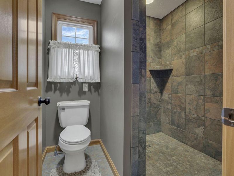 2057 Fout Road, Unit 3, Frankfort, OH 45628 Photo 26