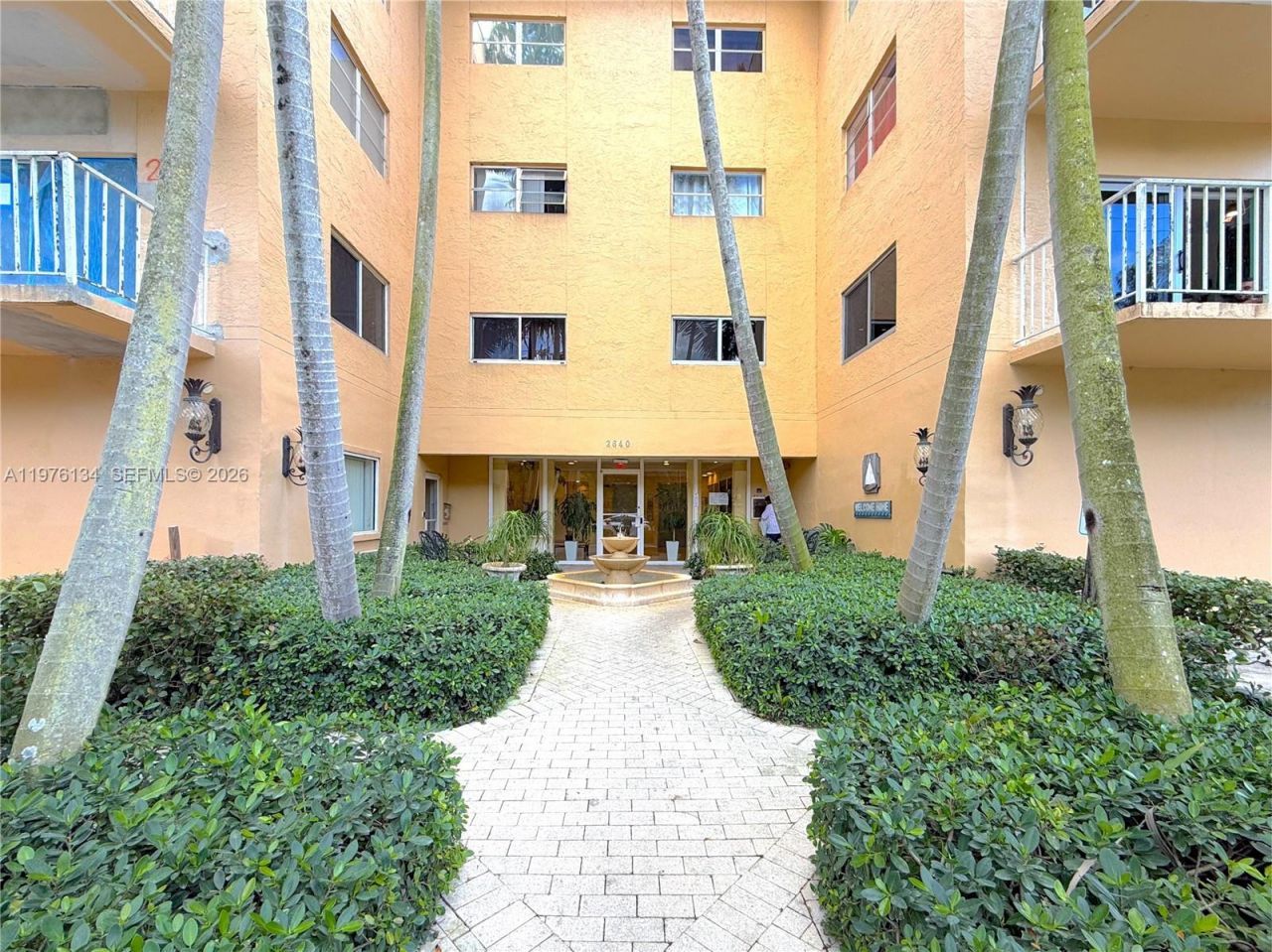 2640 NE 135th St, Unit 305, North Miami, FL 33181 Photo